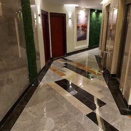 Green House Hotel